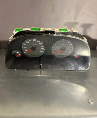 Subaru Forester SF Speedometer (instrument cluster) 0237053 0602630711031 NSG712E