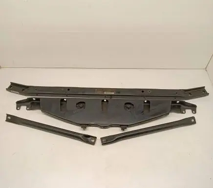 BMW 5 F10 F11 Top upper radiator support slam panel 7502056
