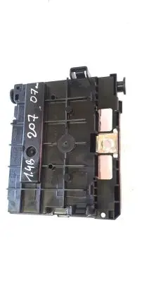 Peugeot 207 Fuse module 9661708280