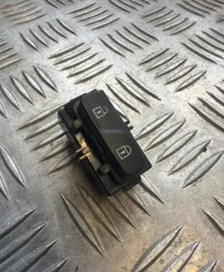 Volvo XC60 Central locking switch button 31272014 10W084