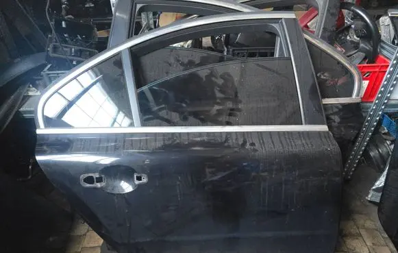 Volvo S80 Rear door 