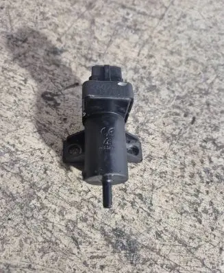 Nissan Primera Turbo solenoid valve 7700113709
