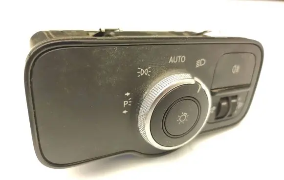 Mercedes-Benz Sprinter W907 W910 Light switch A9079053102
