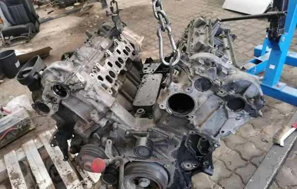 Mercedes-Benz R AMG W251 Engine R6428105