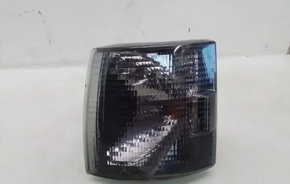 Front indicator light