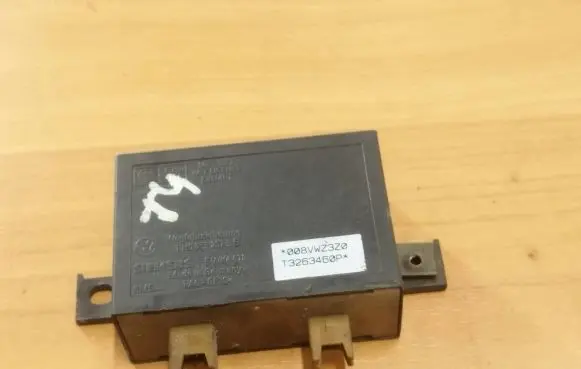 Volkswagen Transporter - Caravelle T4 Immobilizer control unit/module 1H0953257BB 5WK4678