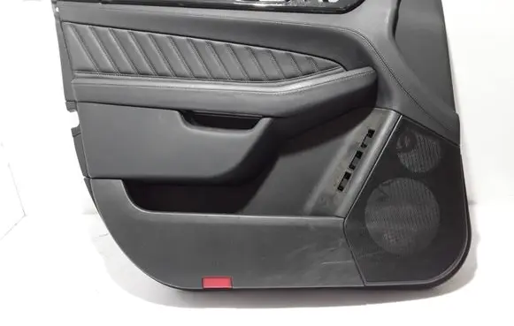 Mercedes-Benz GLS X166 Front door card panel trim A1667205500