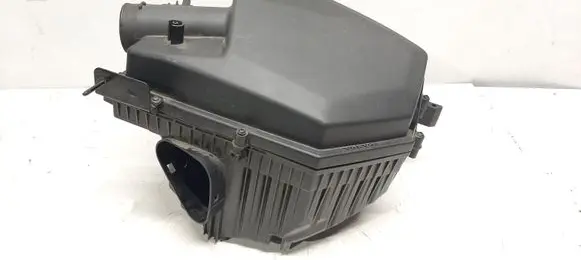 Volvo V60 Air filter box 31274475