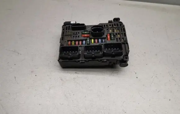 Citroen C5 BSM Control unit 9656086580 BSML0600 BSML06