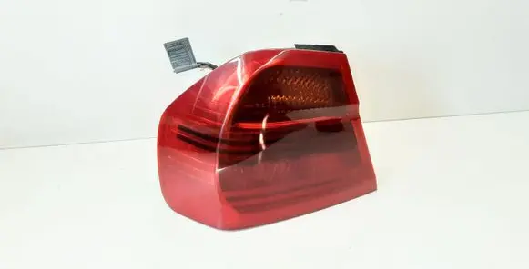 BMW 3 E90 E91 Rear/tail lights 6937457
