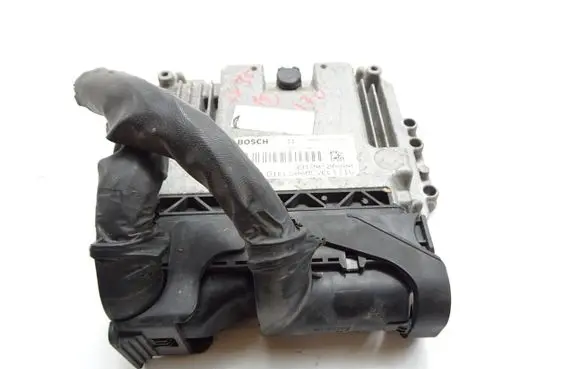 Hyundai ix35 Engine control unit/module 391202A000 1039S48311 0281017696