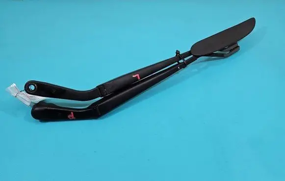 Hyundai Terracan Front wiper blade arm D22CZKJ IMPRK1461195