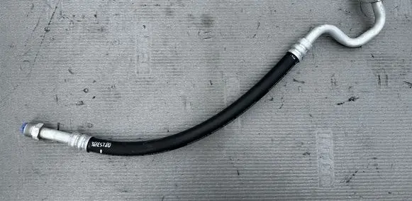 Nissan Patrol Y61 Pneumatic air compressor intake pipe/hose 92480VB810