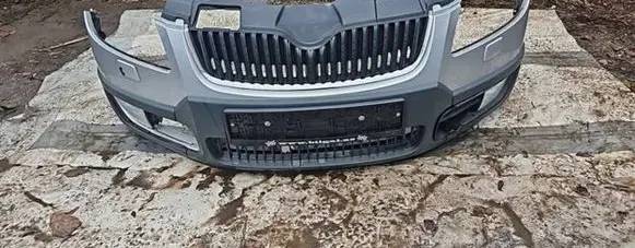 Skoda Fabia Mk2 (5J) Front bumper