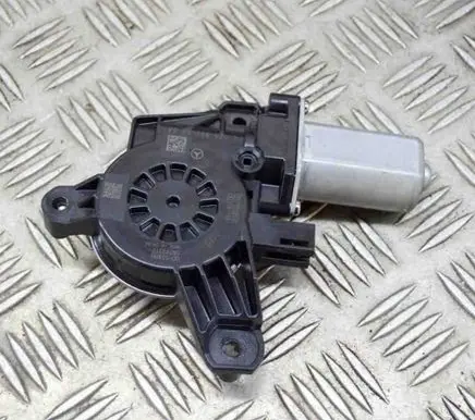 Mercedes-Benz A W177 Rear door window regulator motor SN240317 A0009060908