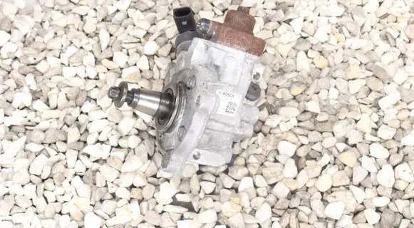 BMW 1 F20 F21 Fuel injection high pressure pump 7823452 0445010519 8576514