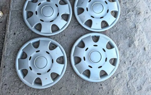 Seat Ibiza III (6L) R14 wheel hub/cap/trim 6L0601147C