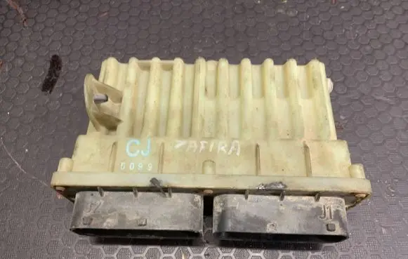 Opel Zafira A Engine control unit/module