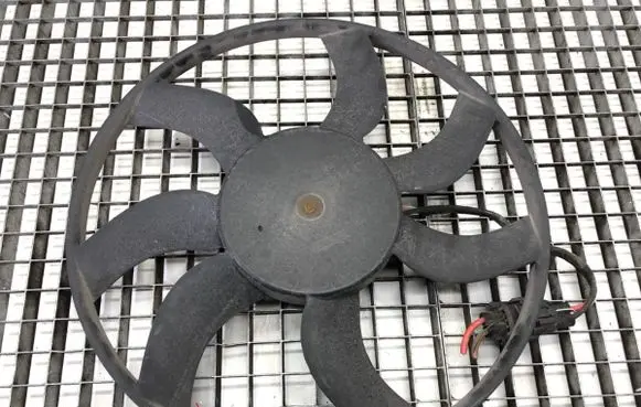 BMW 5 GT F07 Fan set 7594610