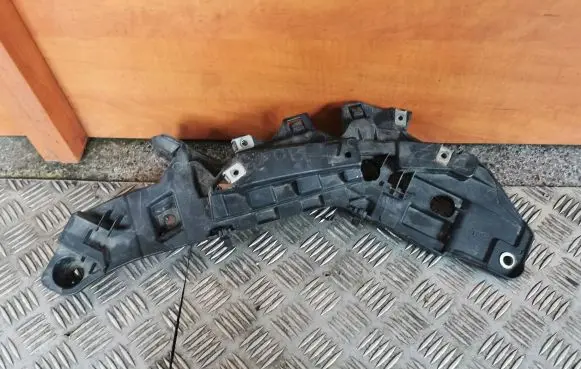 Fiat Ducato Headlight/headlamp mounting bracket 1375163080