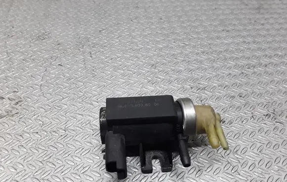 Citroen C5 Turbo solenoid valve 9661960380