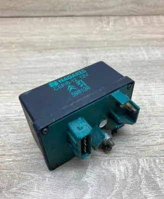 Peugeot 607 Glow plug pre-heat relay 598138