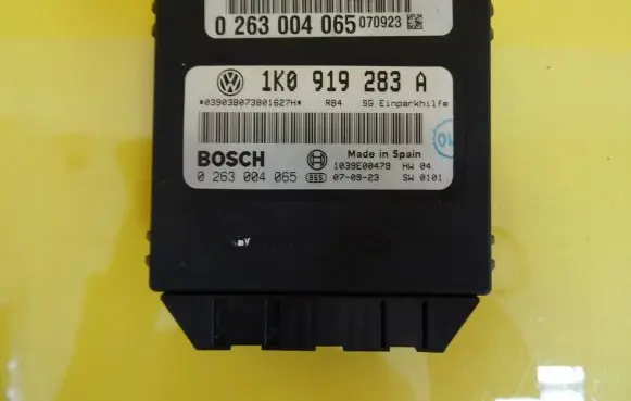 Volkswagen Golf V Parking PDC control unit/module 1K0919283A