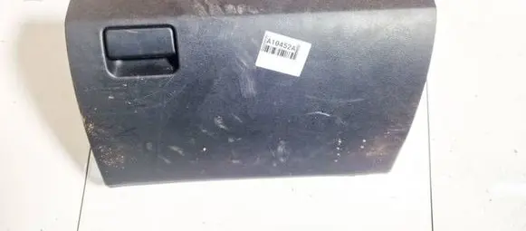 Toyota Avensis T270 Glove box 5555005090 55550-05090