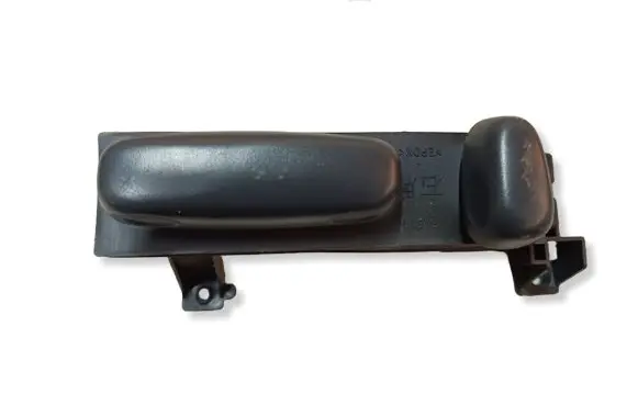 Toyota Avensis T250 Seat control switch 18A188