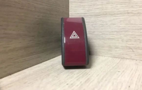 Opel Astra H Hazard light switch 9164142
