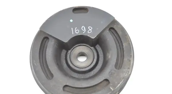 Jeep Grand Cherokee Crankshaft pulley 68147497AA