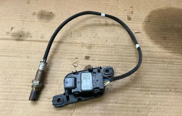 Volkswagen Golf VIII Lambda probe sensor