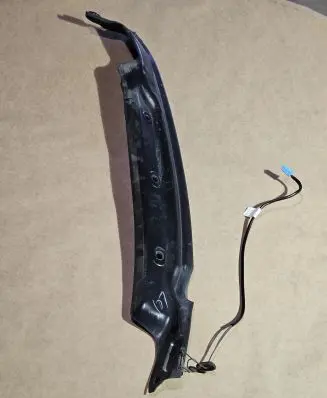 Mercedes-Benz GL X166 Other trunk/boot trim element A1668701251 1668701251