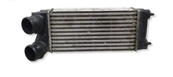 Citroen C4 II Intercooler radiator 992542D