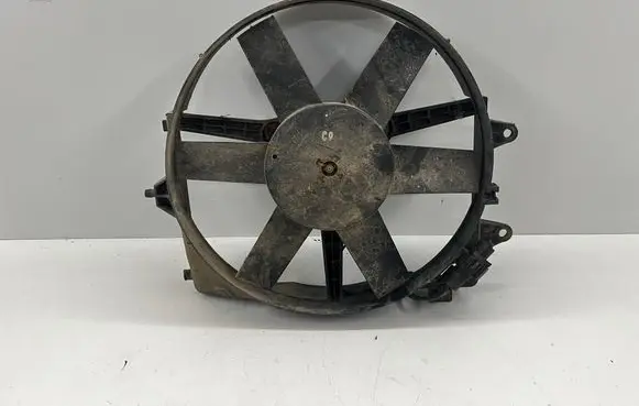 Honda Accord Radiator cooling fan shroud 8240157