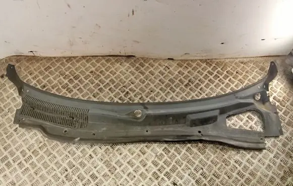 Chrysler 300 - 300C Wiper trim 04805834A