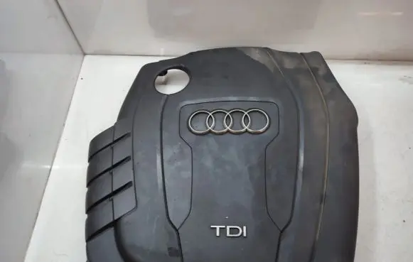 Audi A6 S6 C7 4G Engine cover (trim)