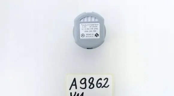 Mercedes-Benz C W204 Rain sensor A2048702751