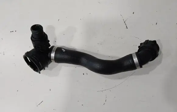 Mercedes-Benz C W206 Engine coolant pipe/hose A2065012900