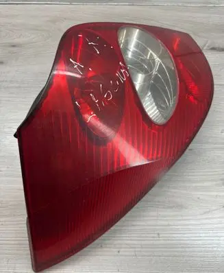 Renault Laguna II Rear/tail lights 8200002471
