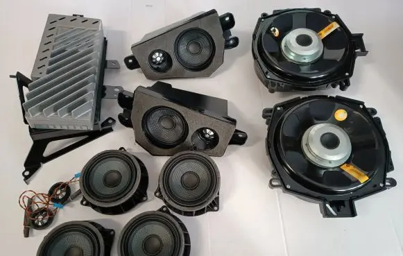 BMW X6 F16 Parcel shelf speaker 9354324