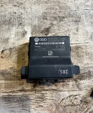 Volkswagen Touran I Gateway control module 1k0907530f 1k0907951