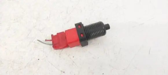 Volvo XC70 Brake pedal sensor switch