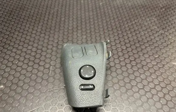 Mercedes-Benz Sprinter W901 W902 W903 W904 Wing mirror switch A0045459207 PA66MF25GF15 06W21ZGS002