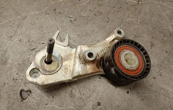 Volvo S90, V90 Timing belt tensioner 31401396