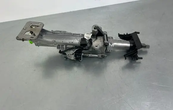 Steering wheel axle set