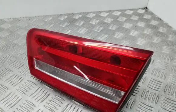 Audi A6 S6 C7 4G Tailgate rear/tail lights 4G9945094