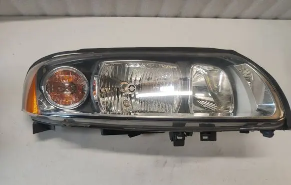 Volvo S60 Headlight/headlamp 30698826