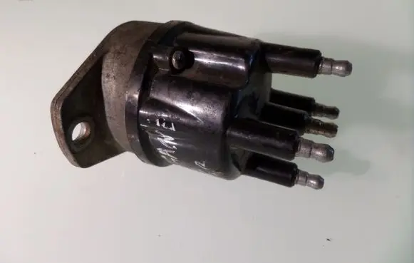 Renault Clio I Spark distributor H7700742852 2525646A