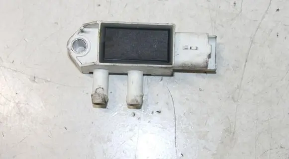Nissan Note (E12) Exhaust gas pressure sensor 227701177R